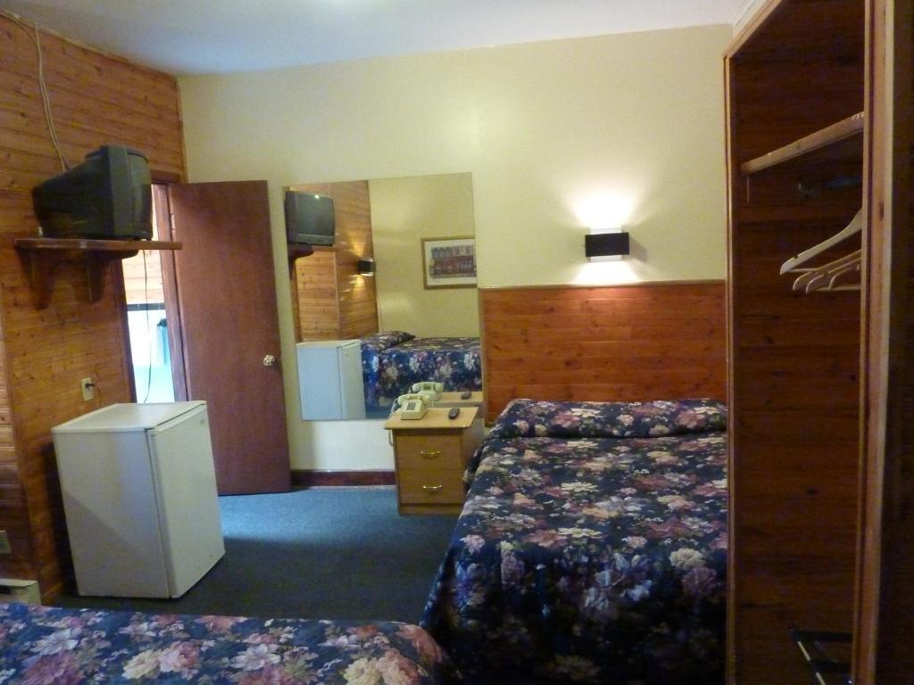Du Manoir St. Denis Hotel 2*